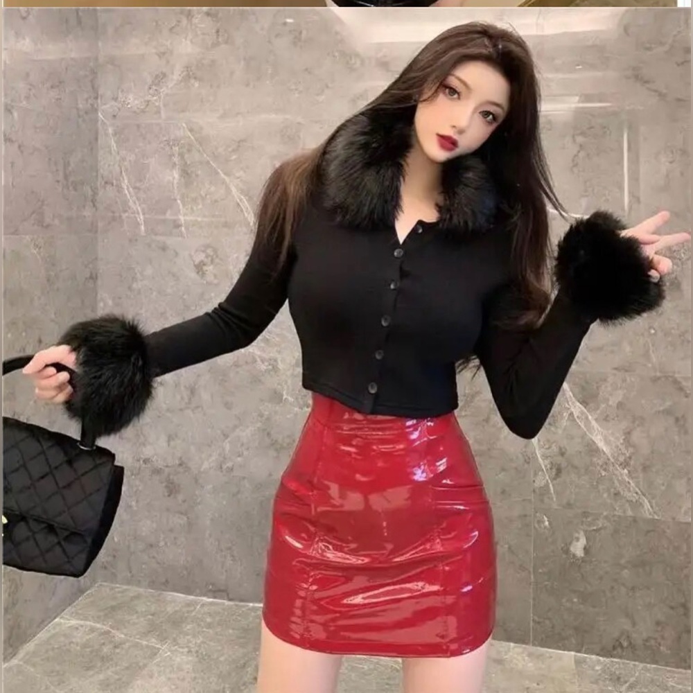 [BRAND UNKNOWN] Faux Fur Collar and Cuffs Cardigan